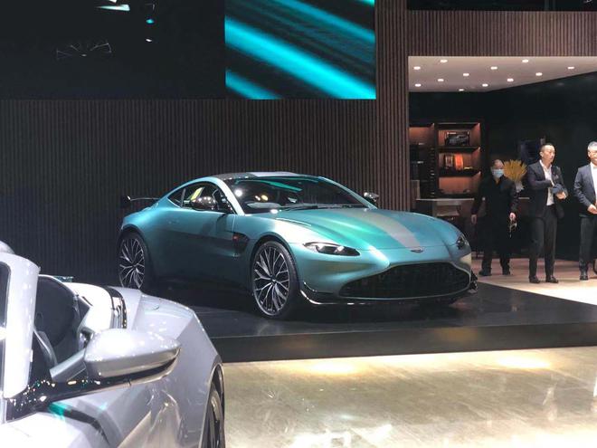 本次推出的vantage f103特别版是阿斯顿·马丁又一台在中国进行全球