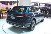 奥迪Q7宁波8.3折起  新车选它不会错